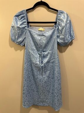 Altar’d State Jocelyn Floral Daisy Satin Dress Size S Blue